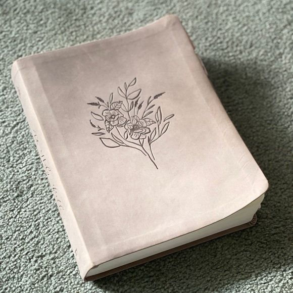 HOSANNA REVIVAL KJV LARGE PRINT BIBLE - Picture 6 of 7